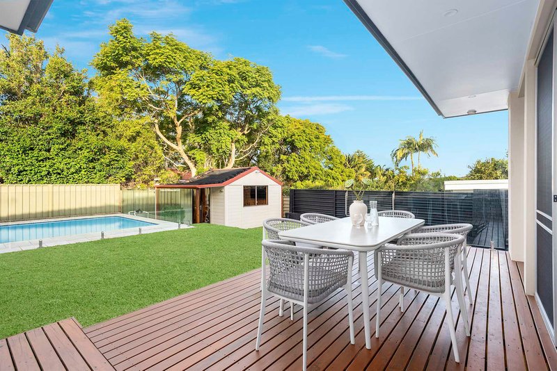 Photo - 16 Kalkada Avenue, Gymea Bay NSW 2227 - Image 16