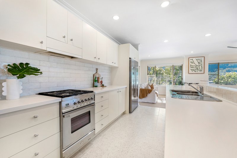 Photo - 16 Kallaroo Avenue, Stanwell Park NSW 2508 - Image 6