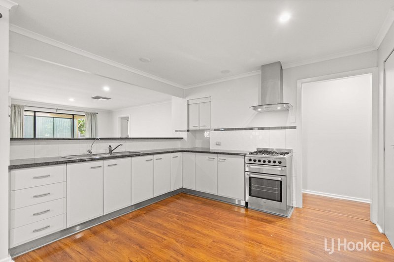 Photo - 16 Karrawirra Close, Craigmore SA 5114 - Image 7