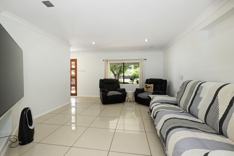 Photo - 16 Kayleen Court, Burdell QLD 4818 - Image 6