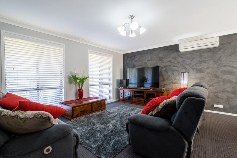 Photo - 16 Keane Avenue, Dubbo NSW 2830 - Image 3