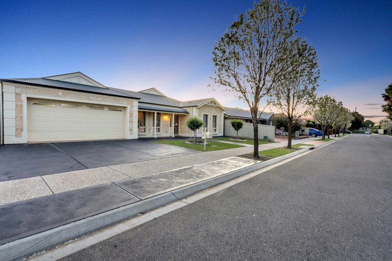 Photo - 16 Keane Avenue, Munno Para West SA 5115 - Image 3