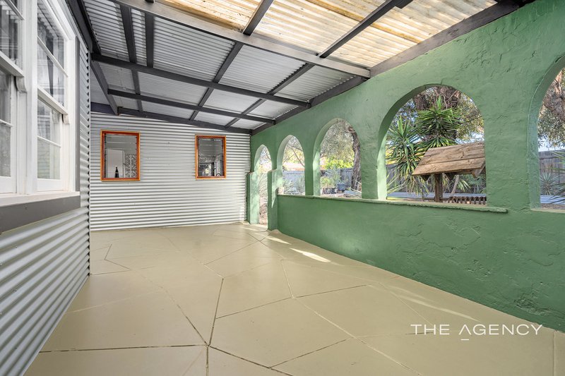 Photo - 16 Keating Street, Rangeway WA 6530 - Image 10