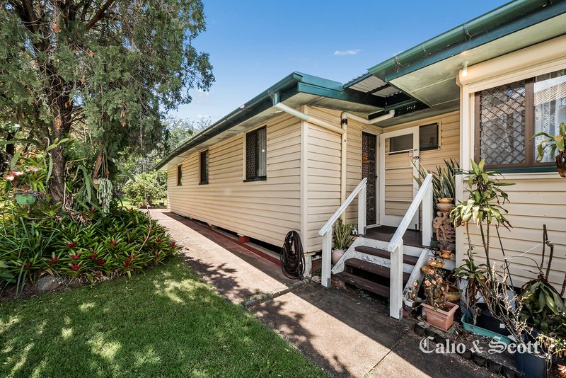 Photo - 16 Kenbarry St , Brighton QLD 4017 - Image 9