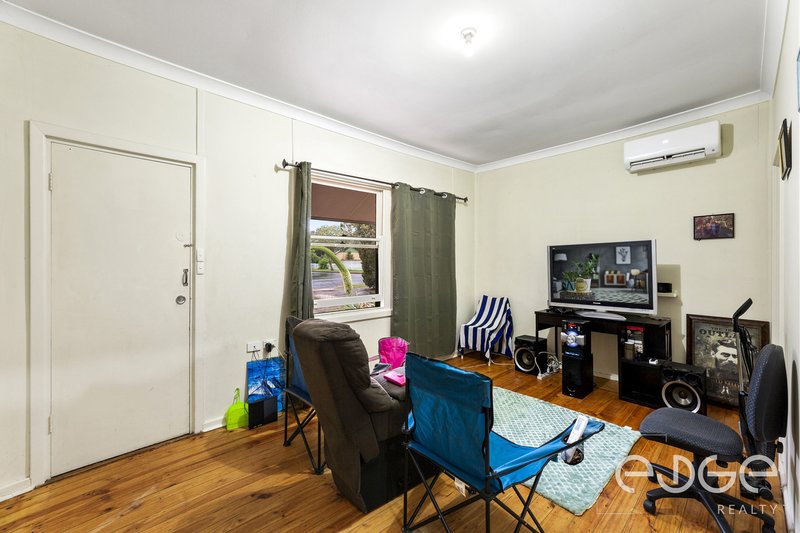 Photo - 16 Kentish Road, Elizabeth Downs SA 5113 - Image 3