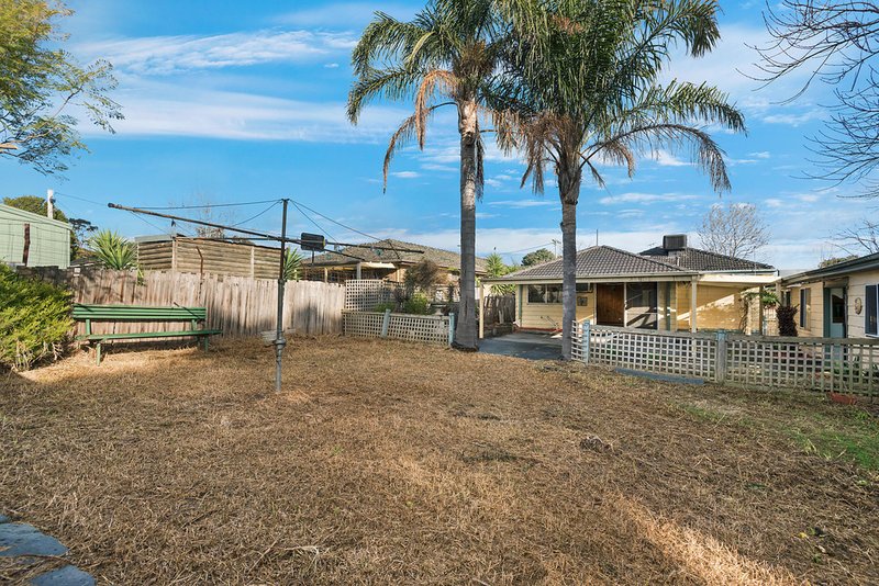 Photo - 16 Keogh Street, Burwood VIC 3125 - Image 6