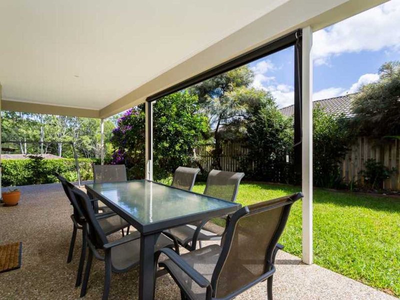 Photo - 16 Kerrigan Ct , Mudgeeraba QLD 4213 - Image 5