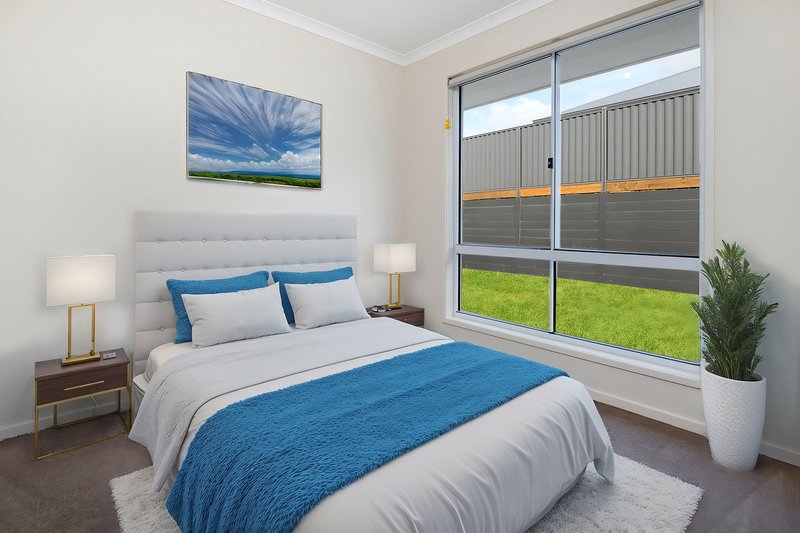 Photo - 16 Kestral Street, Worongary QLD 4213 - Image 5