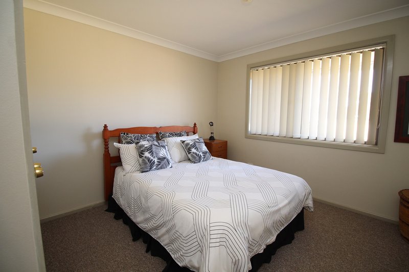 Photo - 16 Kingfisher Drive, Inverell NSW 2360 - Image 10