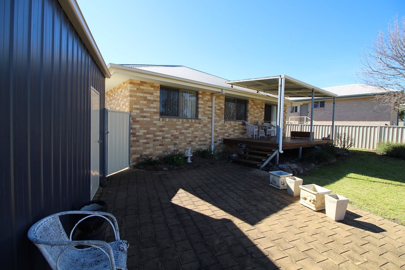 Photo - 16 Kingfisher Drive, Inverell NSW 2360 - Image 22