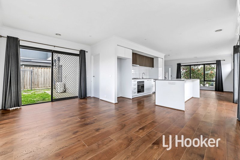 Photo - 16 Kipling Drive, Officer VIC 3809 - Image 3