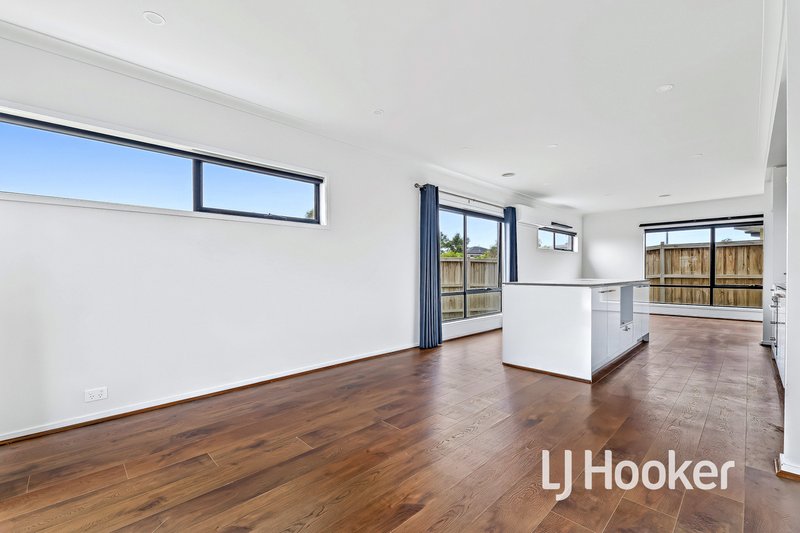 Photo - 16 Kipling Drive, Officer VIC 3809 - Image 7