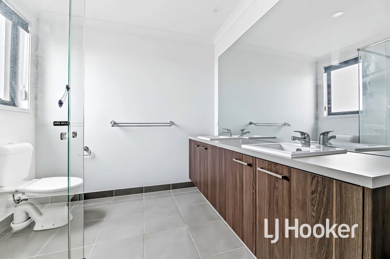 Photo - 16 Kipling Drive, Officer VIC 3809 - Image 9