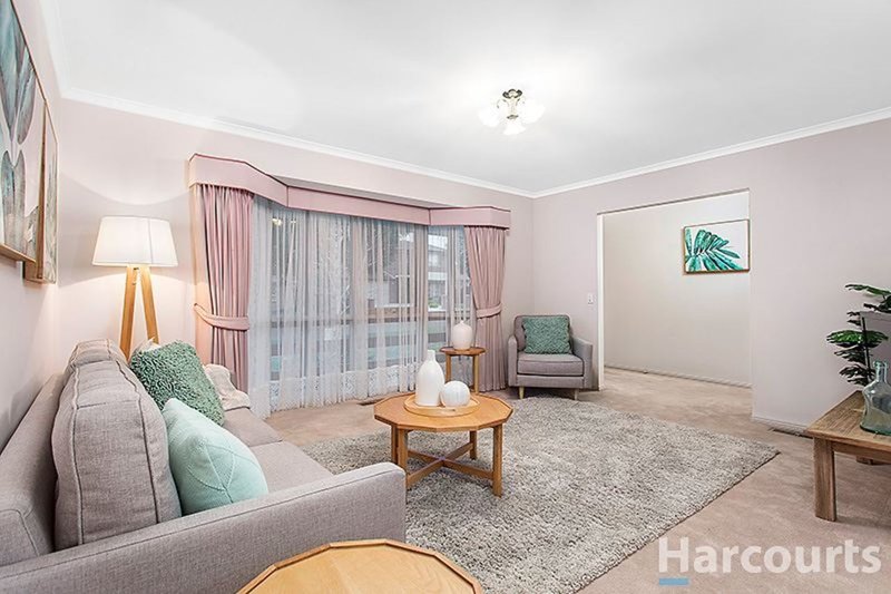 Photo - 1/6 Kirstina Road, Glen Waverley VIC 3150 - Image 2