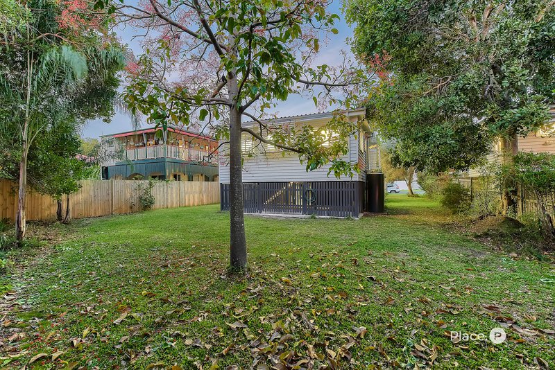 Photo - 16 Kismet Street, Camp Hill QLD 4152 - Image 16