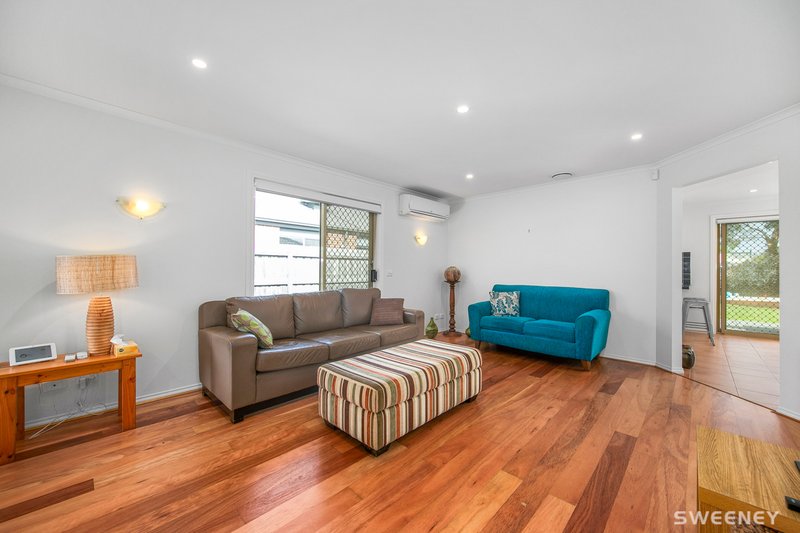 Photo - 16 Kitson Court, Altona Meadows VIC 3028 - Image 2