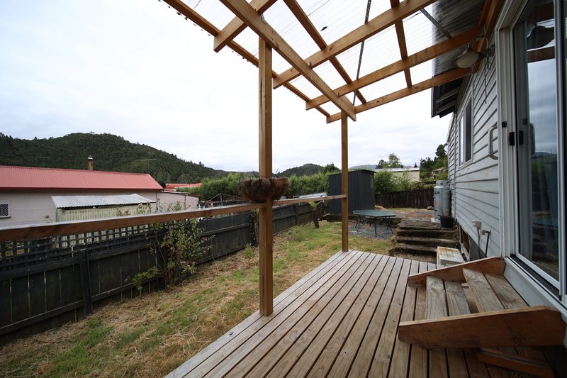 Photo - 16 Knox Street, Queenstown TAS 7467 - Image 12