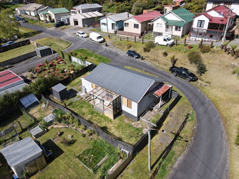 Photo - 16 Knox Street, Queenstown TAS 7467 - Image 16