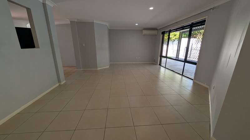 Photo - 16 Koala Place, Capalaba QLD 4157 - Image 5