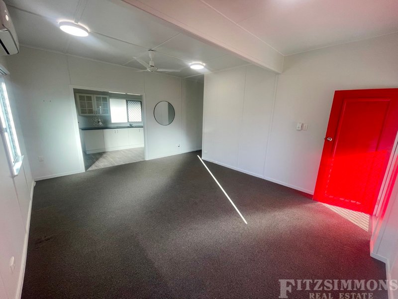 Photo - 16 Kookaburra Street, Dalby QLD 4405 - Image 3