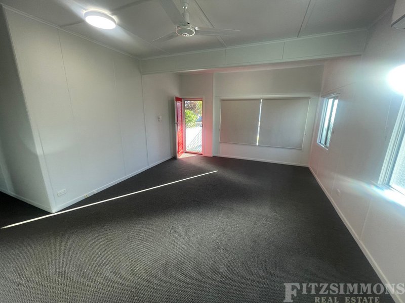 Photo - 16 Kookaburra Street, Dalby QLD 4405 - Image 4