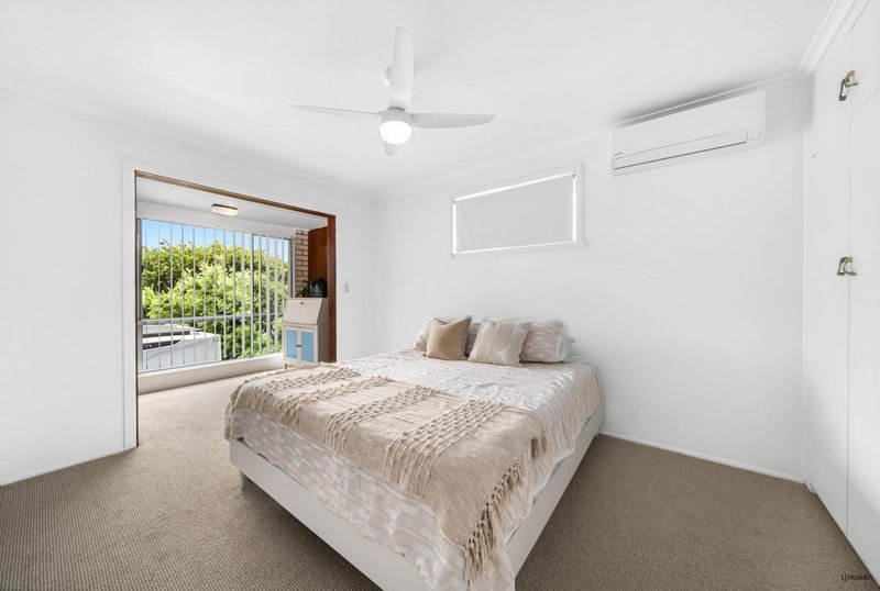 Photo - 16 Koombala Street, Tugun QLD 4224 - Image 7