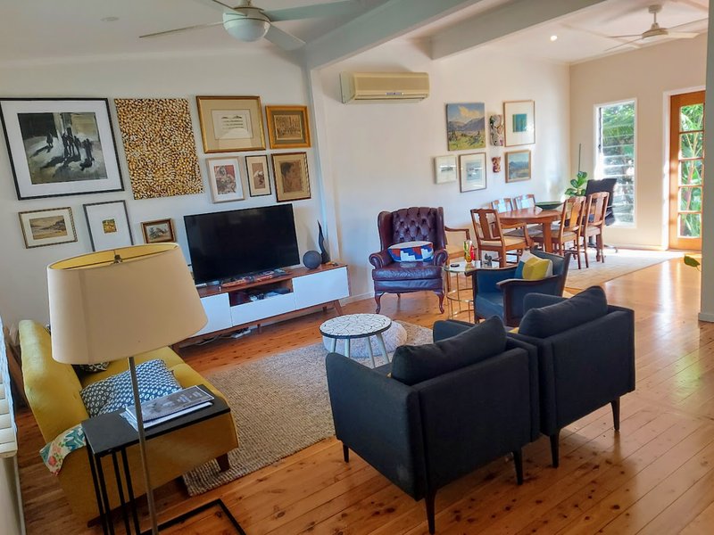 Photo - 16 Korina Avenue, Umina Beach NSW 2257 - Image 4