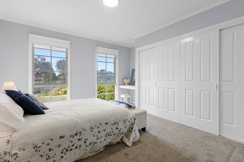 Photo - 16 Kubis Crescent, Dingley Village VIC 3172 - Image 14