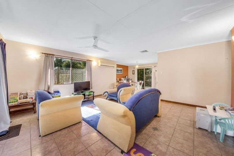 Photo - 16 Kylee Crescent, Calliope QLD 4680 - Image 8