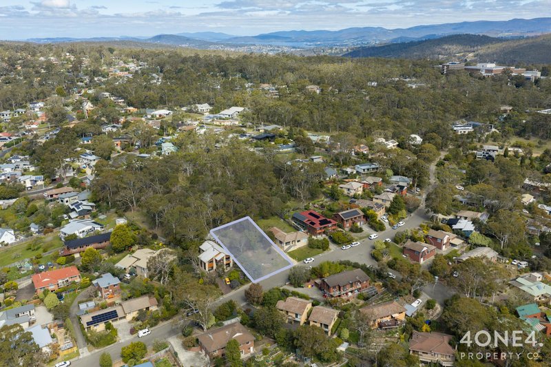 Photo - 16 Lachlan Drive, Mount Nelson TAS 7007 - Image 3