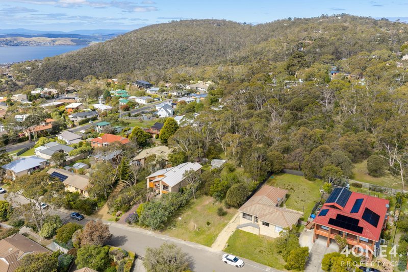 Photo - 16 Lachlan Drive, Mount Nelson TAS 7007 - Image 7