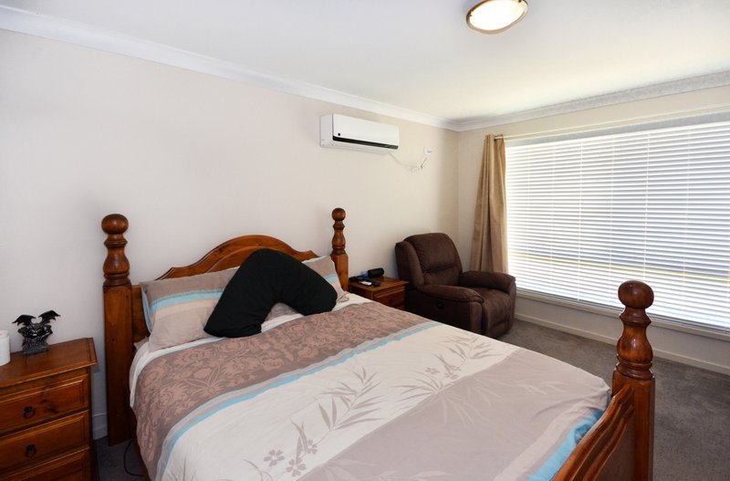 Photo - 16 Lake Paddock Drive, Leeton NSW 2705 - Image 8