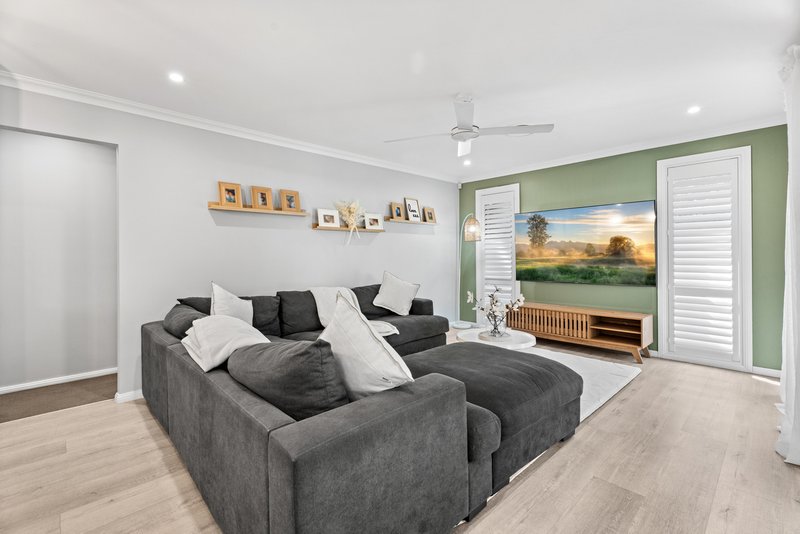 Photo - 16 Lakeview Drive, Cranebrook NSW 2749 - Image 4