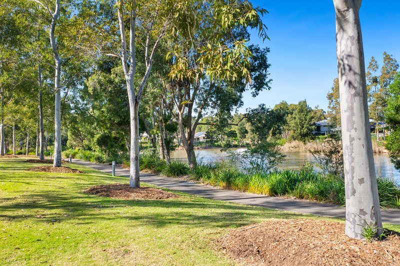 Photo - 16 Lakeview Drive, Cranebrook NSW 2749 - Image 26