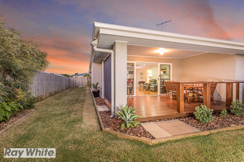 Photo - 16 Lakeview Terrace, Murrumba Downs QLD 4503 - Image 24