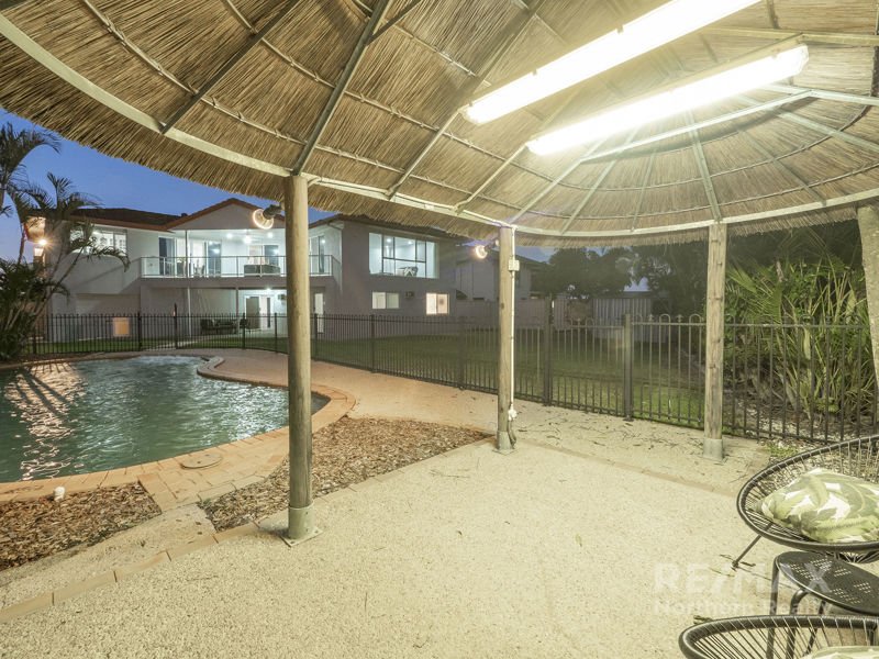 Photo - 16 Lambertia Court, Albany Creek QLD 4035 - Image 17