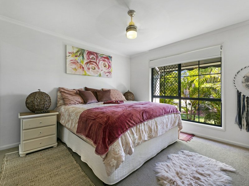 Photo - 16 Lanai Drive, Burleigh Waters QLD 4220 - Image 11