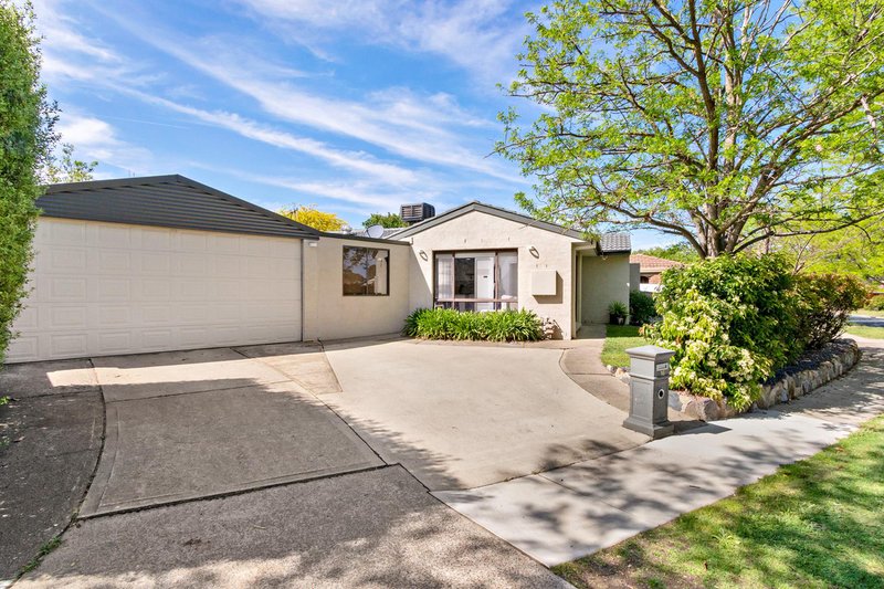 Photo - 16 Lance Hill Avenue, Dunlop ACT 2615 - Image