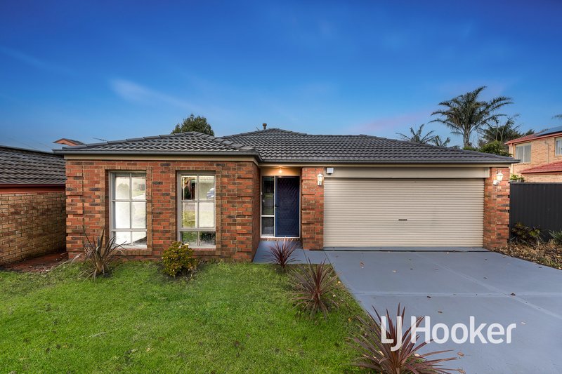 16 Langbourne Drive, Narre Warren South VIC 3805