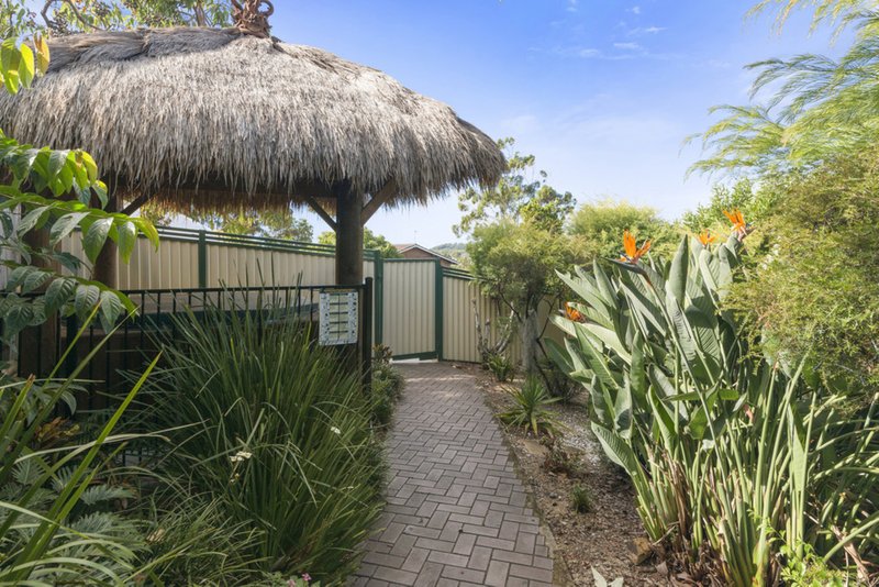 Photo - 16 Larentia Street, Currumbin Waters QLD 4223 - Image 12