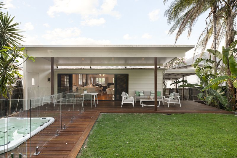 Photo - 16 Laurel Avenue, Wilston QLD 4051 - Image 3