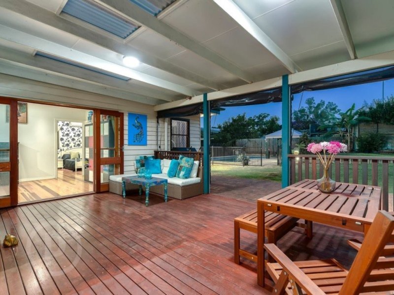 Photo - 16 Lawrie Street, Tarragindi QLD 4121 - Image 15