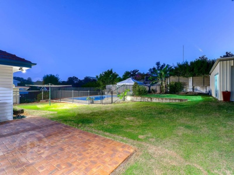 Photo - 16 Lawrie Street, Tarragindi QLD 4121 - Image 17