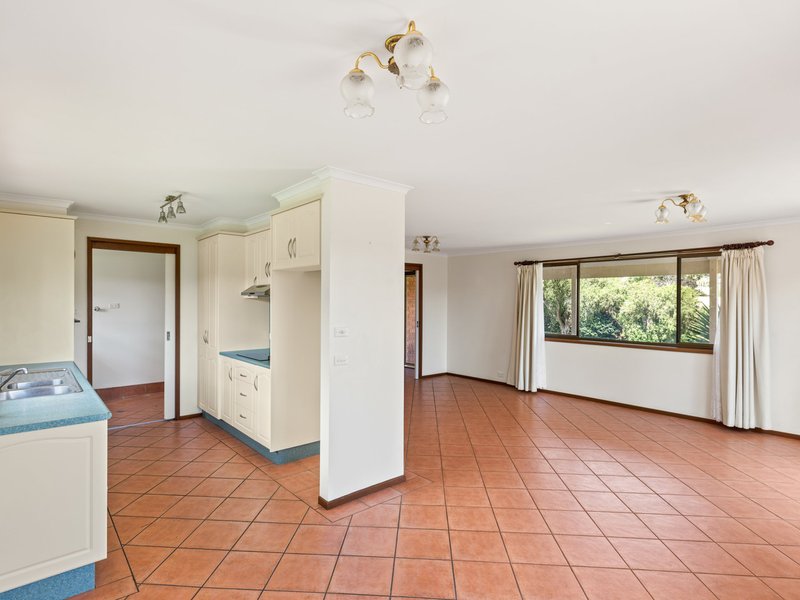 Photo - 16 Laws Drive, Bega NSW 2550 - Image 16