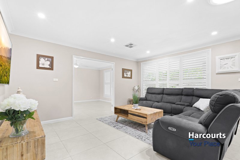 Photo - 16 Lawton Place, Oakhurst NSW 2761 - Image 4