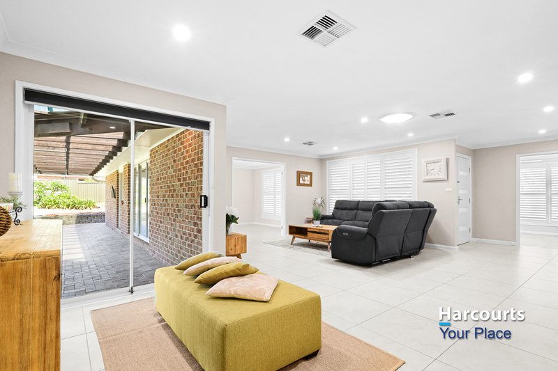 Photo - 16 Lawton Place, Oakhurst NSW 2761 - Image 5