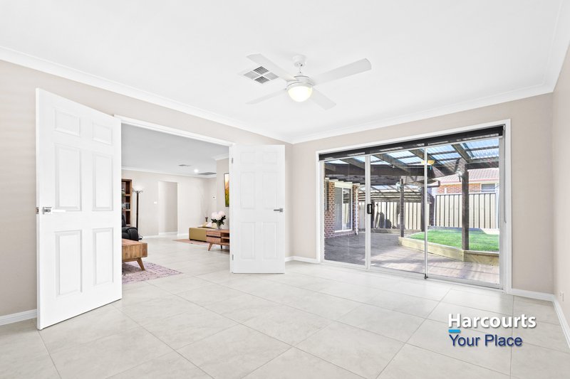 Photo - 16 Lawton Place, Oakhurst NSW 2761 - Image 7