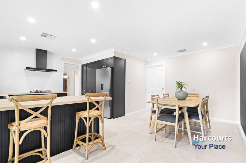 Photo - 16 Lawton Place, Oakhurst NSW 2761 - Image 13