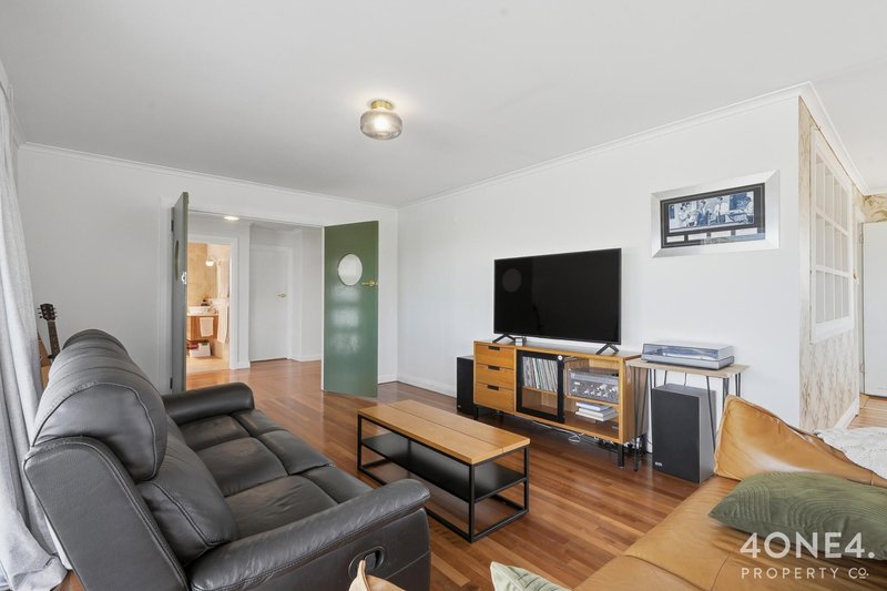Photo - 16 Leighland Road, Claremont TAS 7011 - Image 4