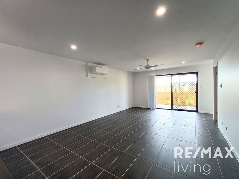 Photo - 16 Lemon Myrtle Lane, Ripley QLD 4306 - Image 8